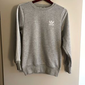 Like new condition medium Adidas crew neck sweatshirt. Super comfy.